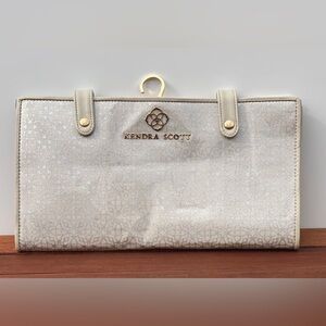 KENDRA SCOTT Jewelry Organizer